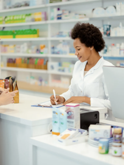 Infirmière suivant une formation médicale Keynove en classe présentielle